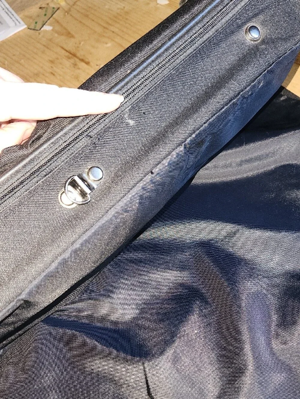 Samsonite Black Men's Travel Garment Bag with Top Handle
